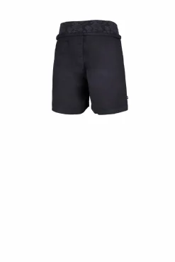 E9 Bermudas|Hit Short