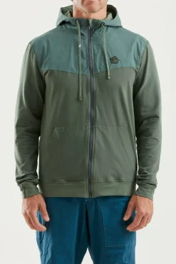 E9 Manga Larga Y Forro Polar.|Vu